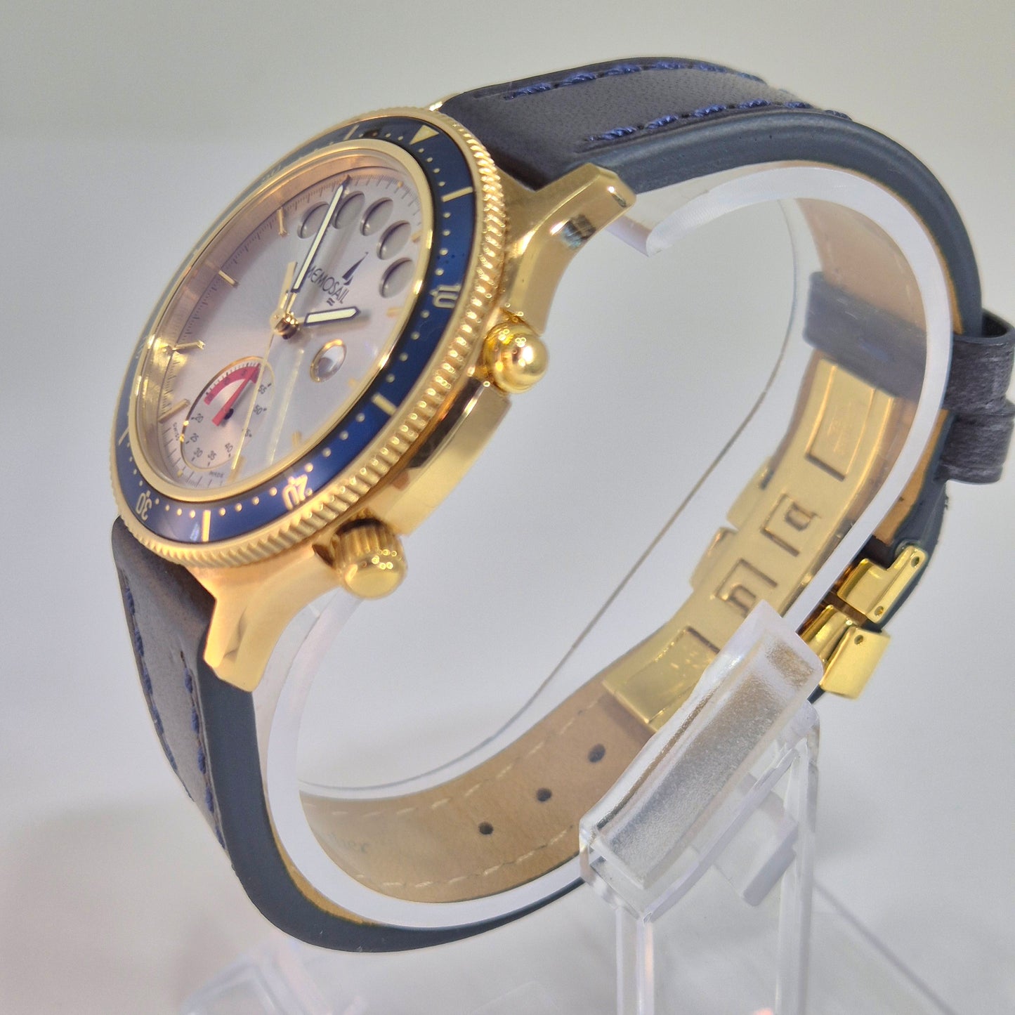 Memosail Automatic by Memotime design Corum.