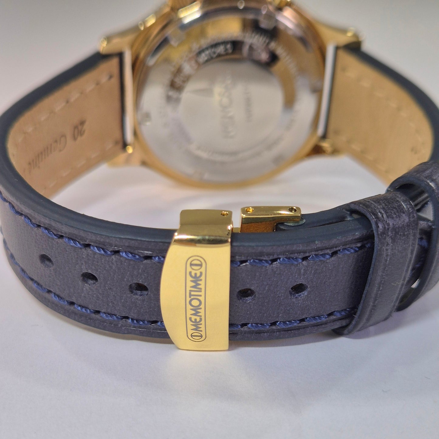 Memosail Automatic by Memotime design Corum.